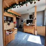 Au Coeur Des Lacs - D'hotes 住宿加早餐酒店