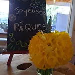 Au Coeur Des Lacs - D'hotes 住宿加早餐酒店