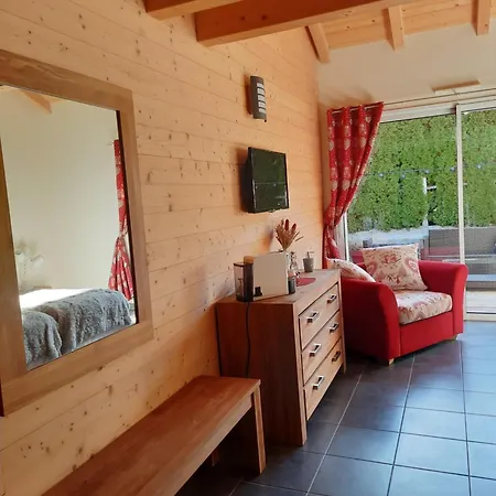 Au Coeur Des Lacs - D'hotes & B&B