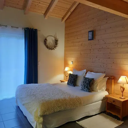 Au Cœur Des Lacs - D'hôtes&spa Alojamento de Acomodação e Pequeno-almoço 3*