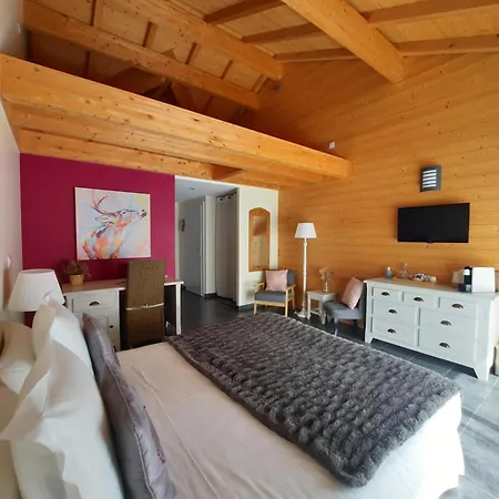 Au Coeur Des Lacs - D'hotes &