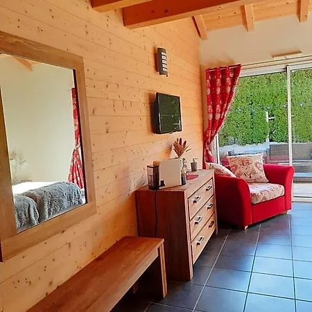 Au Coeur Des Lacs - D'hotes & 4*