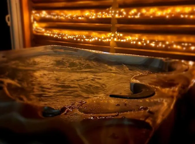 Au Coeur Des Lacs - D'hotes Bed & Breakfast 4*