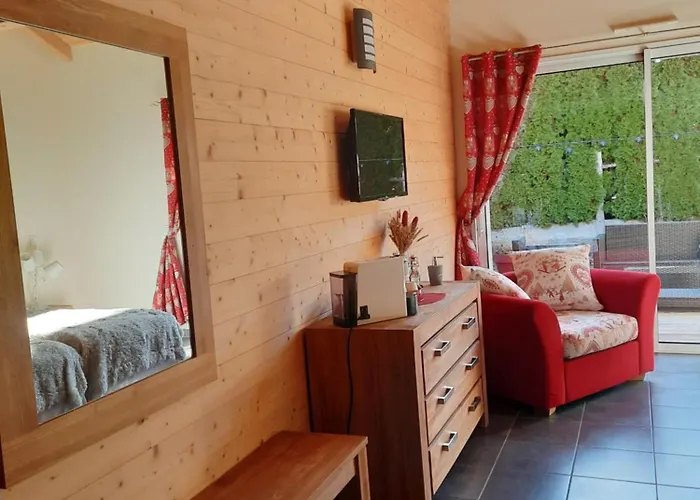 Au Coeur Des Lacs - D'hotes Bed & Breakfast